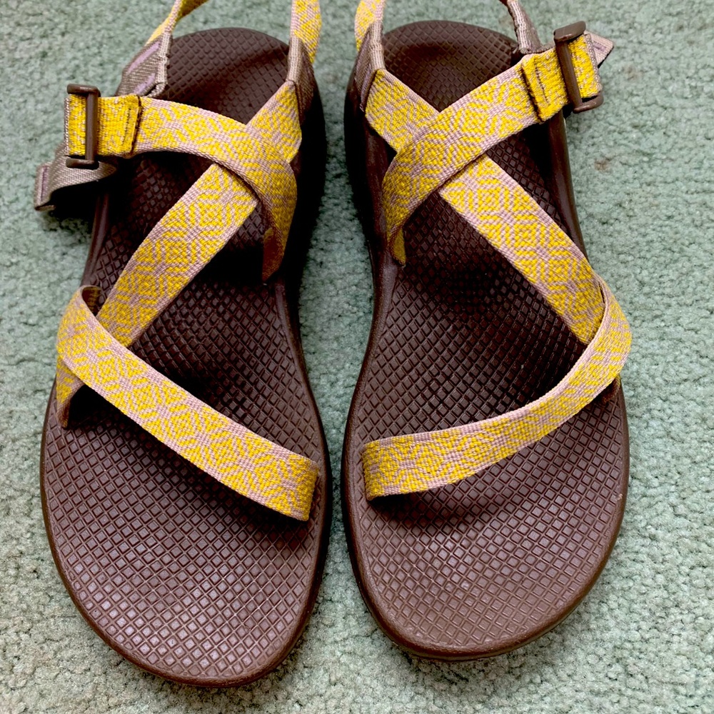 Great condition women’s Chacos